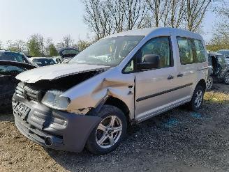Coche siniestrado Volkswagen Caddy Combi 1.9 TDI Optive 2007/4