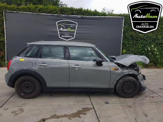 disassembly passenger cars Mini Cooper Mini (F55), Hatchback 5-drs, 2013 1.2 12V One 2017/10