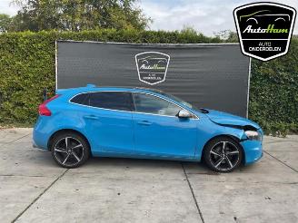 skadebil auto Volvo V-40 V40 (MV), Hatchback 5-drs, 2012 / 2019 1.6 T3 GTDi 16V 2013/10