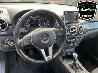 Mercedes B-klasse B (W246), Hatchback, 2011 / 2018 1.6 B-180 BlueEFFICIENCY Turbo 16V picture 12