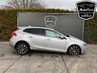 demontáž osobní automobily Volvo V-40 V40 (MV), Hatchback 5-drs, 2012 / 2019 2.0 T3 16V 2019/8