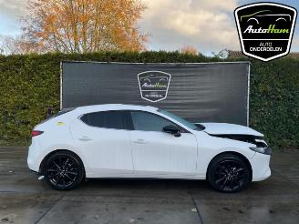 Vrakbiler auto Mazda 3 3 Sport (BP), Hatchback, 2018 2.0 SkyActiv-X M Hybrid 16V 2023/1