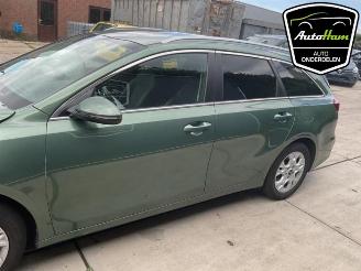 Kia Cee d Ceed Sportswagon (CDF), Combi 5-drs, 2018 1.0i T-GDi 12V picture 5