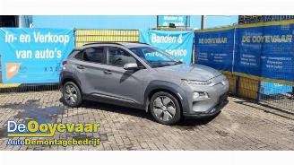 Coche siniestrado Hyundai Kona Kona (OS), SUV, 2017 / 2023 64 kWh 2019/6