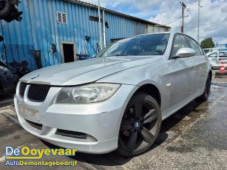 Coche siniestrado BMW 3-serie 3 serie (E90), Sedan, 2005 / 2011 318i 16V 2007/4