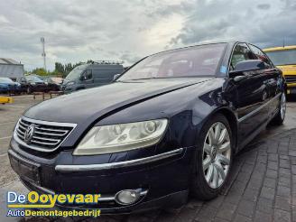 disassembly passenger cars Volkswagen Phaeton Phaeton (3D), Sedan, 2002 / 2016 6.0 W12 48V 4Motion Lang 2004/11