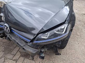Volkswagen Golf GTE picture 4