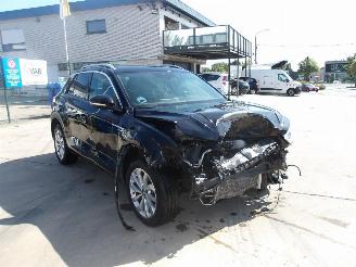 Volkswagen T-Roc R-LINE picture 4