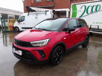uszkodzony samochody osobowe Opel Crossland GS 2023/5