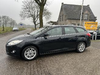 Ford Focus 1.0 EcoBoost Titanium picture 3
