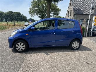 Daihatsu Cuore 1.0 Premium picture 3