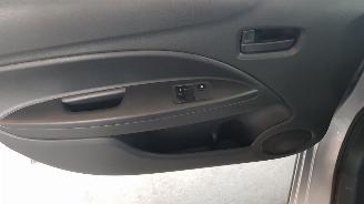 Mitsubishi Space-star 1.2 12V HATC.  BENZ 1.193CC 52KW 71PK picture 8