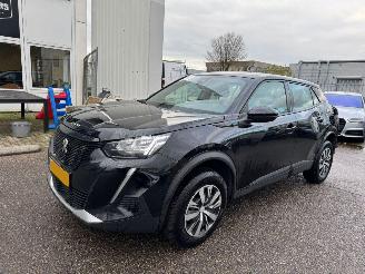 skadebil auto Peugeot e-2008 EV Active 50 kWh 2023/2