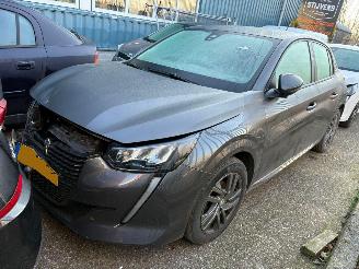 skadebil auto Peugeot 208 1.2 PureTech Active Pack 2021/12