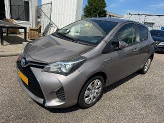 Schadeauto Toyota Yaris 1.5  AUTOMAAT Hybrid Comfort 2015/1