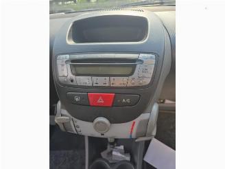 Peugeot 107 107, Hatchback, 2005 / 2014 1.0 12V picture 17