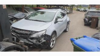 Salvage car Opel Astra Astra J GTC (PD2/PF2), Hatchback 3-drs, 2011 / 2018 1.4 Turbo 16V ecoFLEX 140 2013/12
