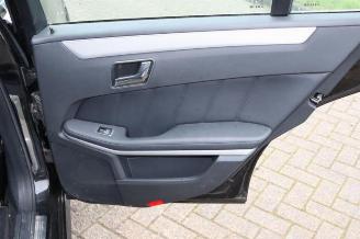 Mercedes E-klasse E (W212), Sedan, 2009 / 2016 E-350 CDI V6 24V BlueEfficiency picture 17