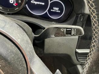 Porsche Cayenne Cayenne III (9YA), SUV, 2017 3.0 V6 Turbo 24V E-Hybrid picture 12