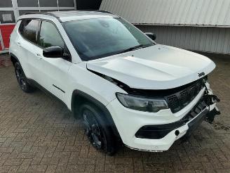 Uttjänta bilar auto Jeep Compass Compass II (MP), SUV, 2016 1.3 T4 130 16V 2022/6
