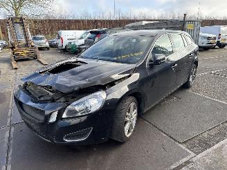 Volvo V-60 1.6 T3  Summum picture 4