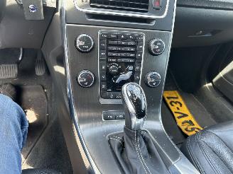Volvo V-60 2.4 D6 AWD PLUG IN HYBRID  SUMMUM picture 6