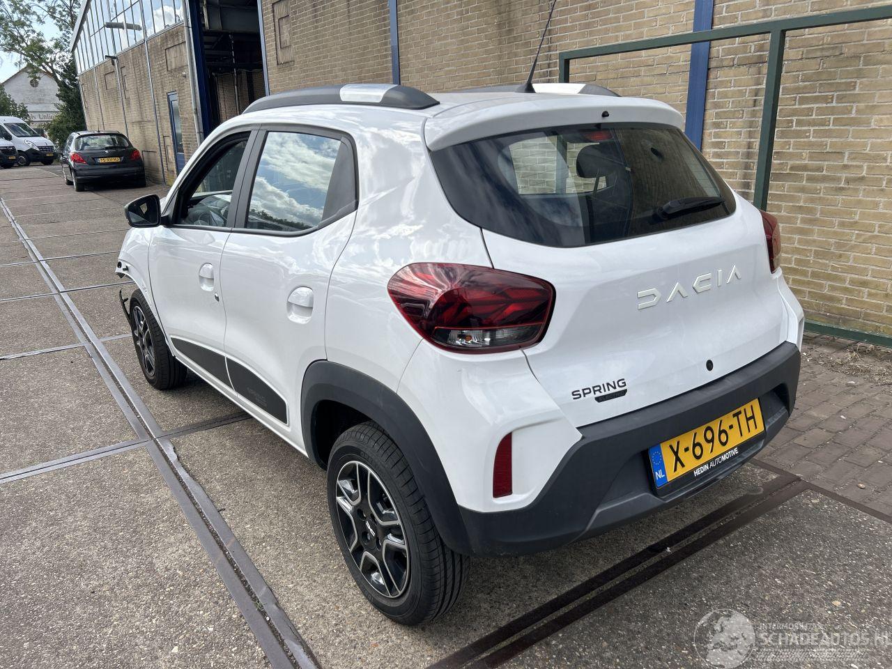 Dacia Spring ESSENTIAL 27 KWh