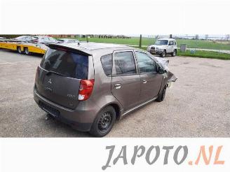 Mitsubishi Colt  picture 4