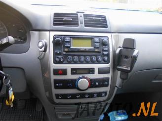 Toyota Avensis-verso Avensis Verso (M20), MPV, 2001 / 2005 2.0 D-4D 16V picture 9