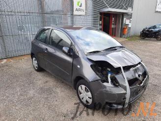 Toyota Yaris Yaris II (P9), Hatchback, 2005 / 2014 1.0 12V VVT-i picture 6