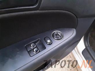 Hyundai I-30 i30 Crosswagon (WWH), Combi, 2007 / 2012 1.4 CVVT 16V picture 12