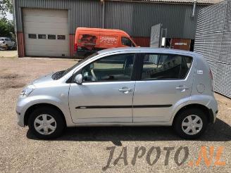 Subaru Justy Justy (M3), Hatchback 5-drs, 2007 / 2011 1.0 12V DVVT picture 2