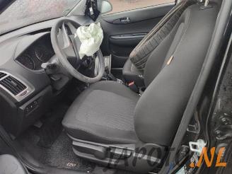 Hyundai I-20 i20, Hatchback, 2008 / 2015 1.2i 16V picture 12