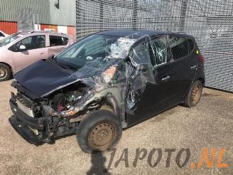 Vrakbiler auto Kia Venga Venga, MPV, 2010 / 2019 1.4 CVVT 16V 2016/2
