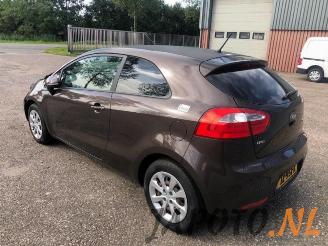 Kia Rio Rio III (UB), Hatchback, 2011 / 2017 1.2 CVVT 16V picture 3