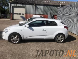 Kia Pro cee d Pro cee'd (EDB3), Hatchback 3-drs, 2008 / 2012 1.4 CVVT 16V picture 2