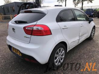 Kia Rio Rio III (UB), Hatchback, 2011 / 2017 1.2 CVVT 16V picture 5