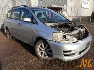 Toyota Avensis-verso Avensis Verso (M20), MPV, 2001 / 2005 2.0 16V VVT-i D-4 picture 3