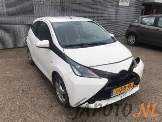 Toyota Aygo Aygo (B40), Hatchback, 2014 1.0 12V VVT-i picture 2