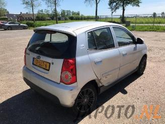 Kia Picanto Picanto (BA), Hatchback, 2004 / 2011 1.0 12V picture 4