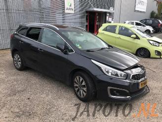Kia Cee d Cee'd Sportswagon (JDC5), Combi, 2012 / 2018 1.6 GDI 16V picture 2