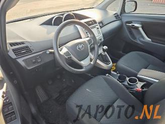 Toyota Verso Verso, MPV, 2009 / 2018 1.6 16V VVT-i picture 14