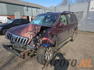 Vrakbiler auto Toyota Landcruiser Land Cruiser (J12), Terreinwagen, 2002 / 2010 3.0 D-4D 16V 2004/2