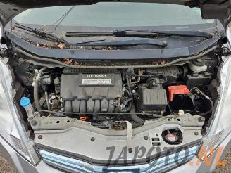 Honda Jazz Jazz (GE6/GE8/GG/GP), Hatchback, 2008 / 2015 1.3 VTEC 16V Hybrid picture 14