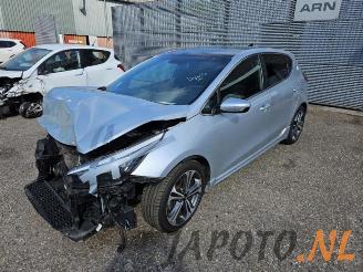 Vrakbiler auto Kia Cee d Cee'd (JDB5), Hatchback 5-drs, 2012 / 2018 1.0i T-GDi 12V 120 2018/4