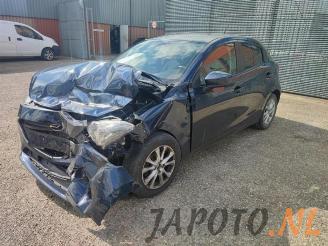 Uttjänta bilar auto Mazda 2 2 (DJ/DL), Hatchback, 2014 1.5 SkyActiv-G 90 2015/5