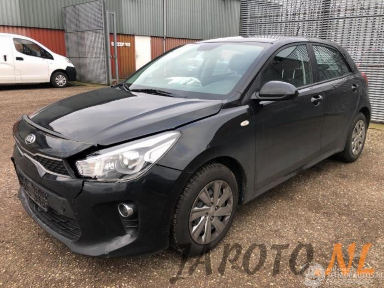 Kia Rio Rio IV (YB), Hatchback, 2017 1.0i T-GDi 100 12V