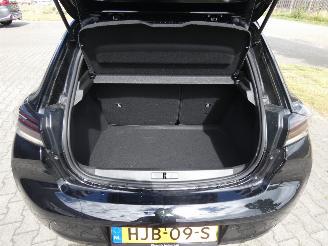 Peugeot 208 1.2 Hyb 110 Allure picture 5