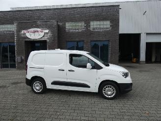 skadebil bedrijf Opel Combo 1.5D L1H1 Edition Schadevrij!! 2021/2