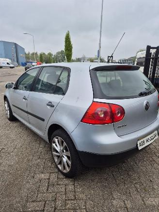 Volkswagen Golf (1K1) Hatchback 1.6 (BSE) [75kW] picture 4